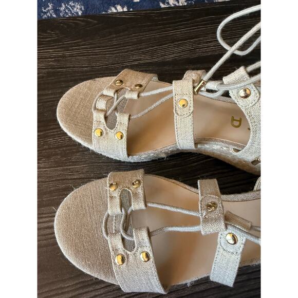 Unisa Unbrilee2 Gold Shimmer Tie-Up Espadrilles Sz. 8.5 - Picture 5 of 7